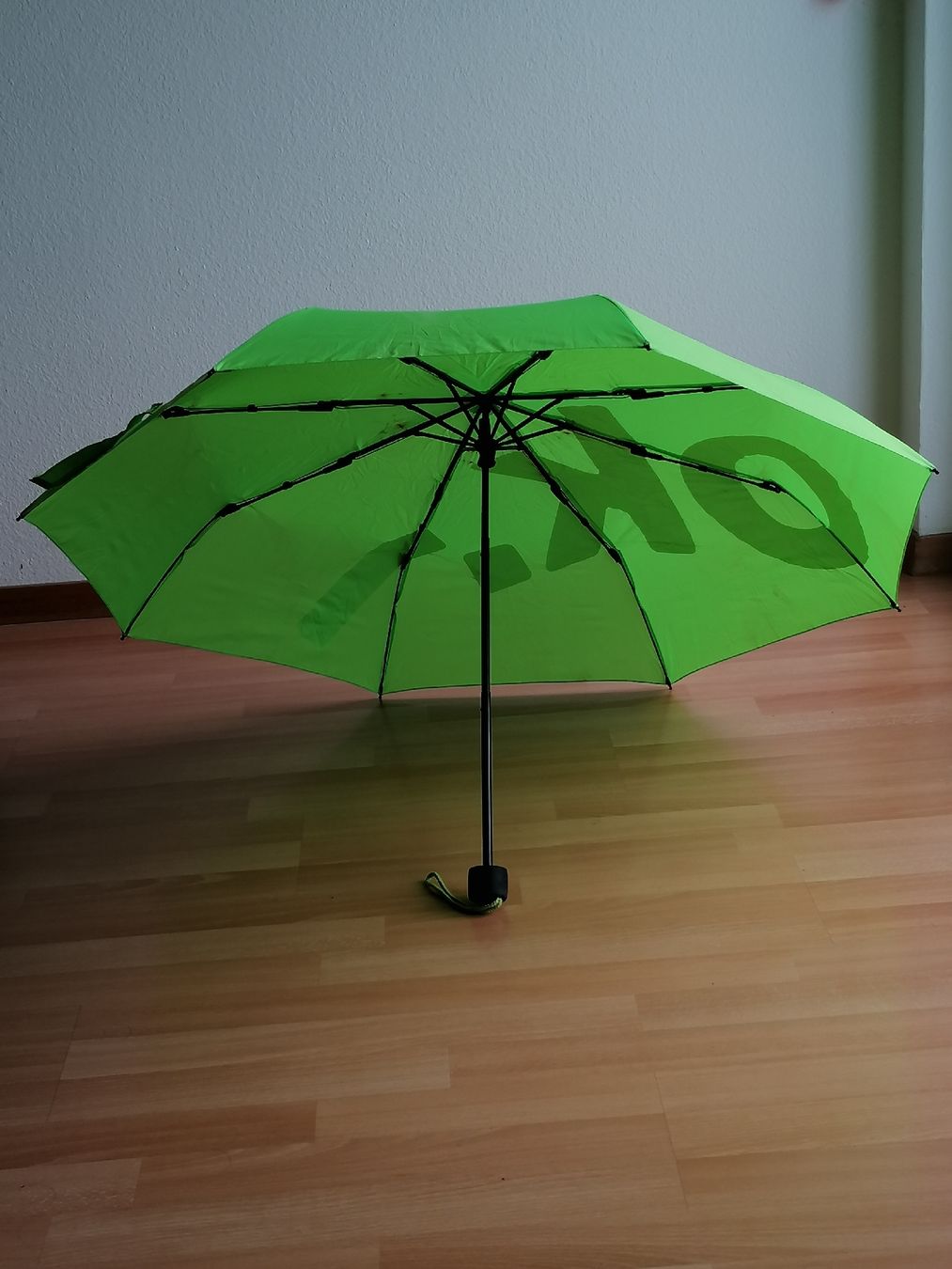 Ombrelli: Ok.- Regenschirm – Usato da Hägendorf venduto da Fiooo