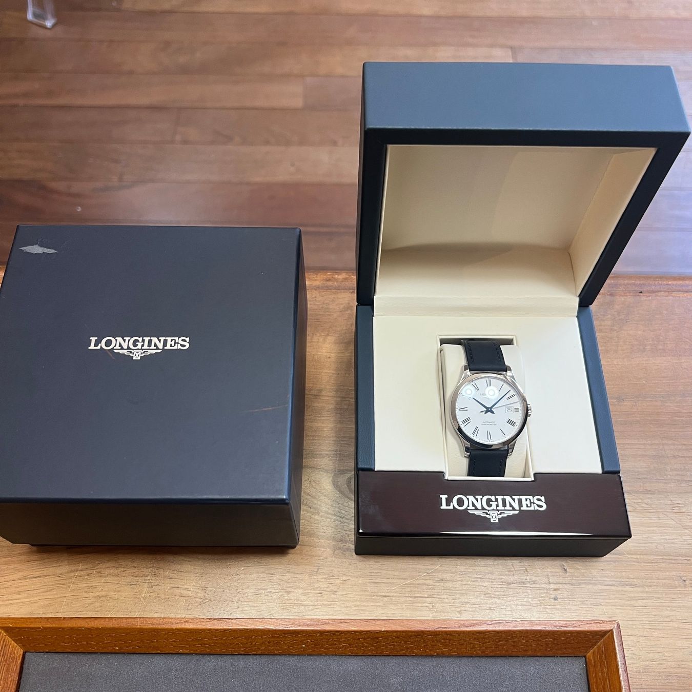 Longines Orologi: Longines Record Automatic Date L2.820.4.11.6 – Usato da Carouge GE venduto da Watchaser 9