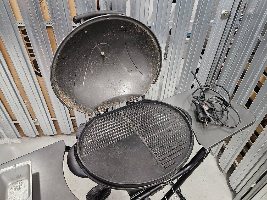 Griglie: Grill elettrico con carrello – Usato da Capolago venduto da men_sbb5 2