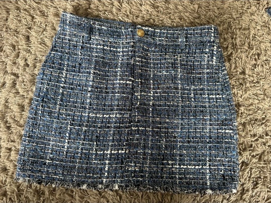 Zara Gonne: Zara Minirock Bouclé-Optik, Gr. L, Blau – Usato da Bern venduto da christiane_pr