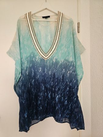 Sommerlicher Kaftan, blau/türkis, mit Stickerei