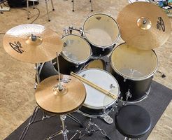 Custom Rock Set + handgehämmerte Becken - mit Video!!!
