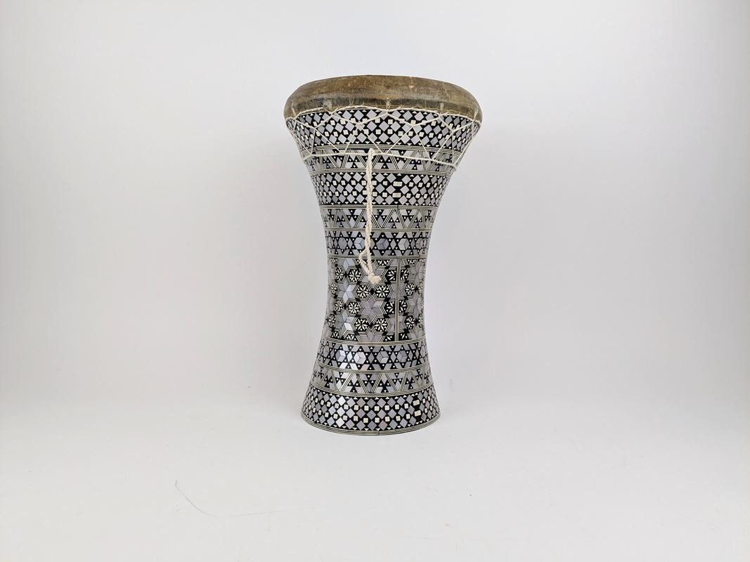 Strumenti musicali: Darbuka Trommel – Usato da Thun venduto da Restwert_Thun