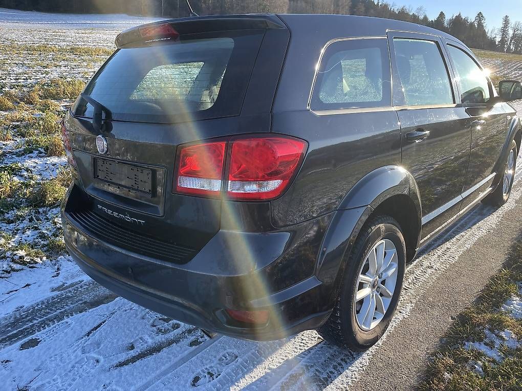 Autos: À vendre Fiat freemont diesel  – Gebraucht aus Syens von zil_nns8 2