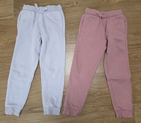 2 pantalons jogging L&D rose et lilas taille 116