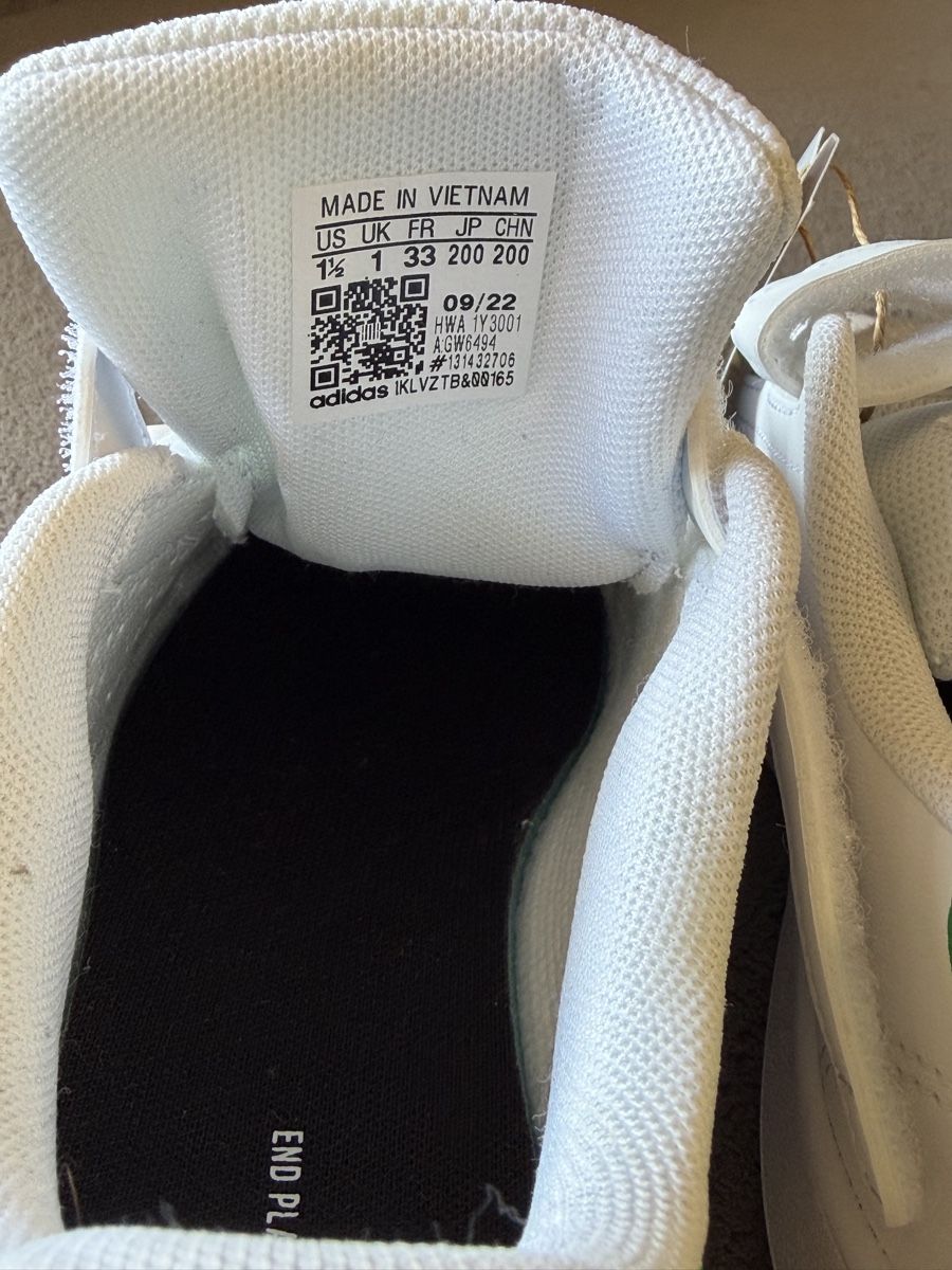 Adidas Scarpe per ragazzi: Adidas Taille 33 Neuves – Nuovo e nell'imballaggio originale da Montreux venduto da DMtop 4