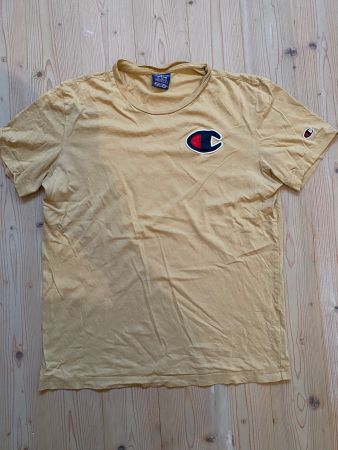 T-shirt Champion (size M)