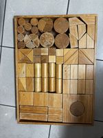 Holzbausteine Set diverse Formen im Holzkasten gebraucht