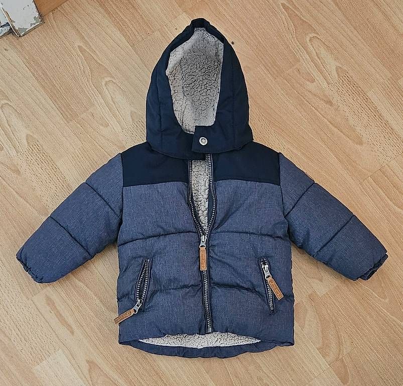 Giacche & Cappotti: Winterjacke Gr. 80 – Nuovo (secondo la descrizione) da Buchs AG venduto da Naila.Keinath