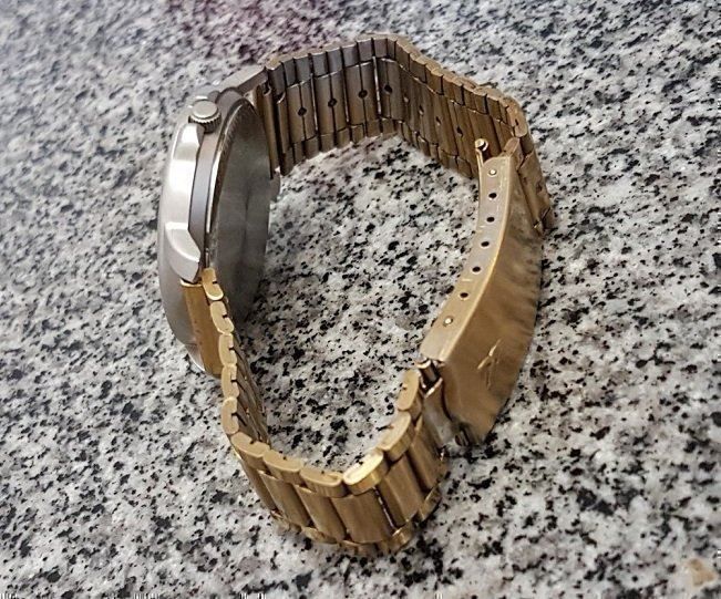 Montres: Schöne Uhr – D'occasion à Pratteln par Bmw0107 5