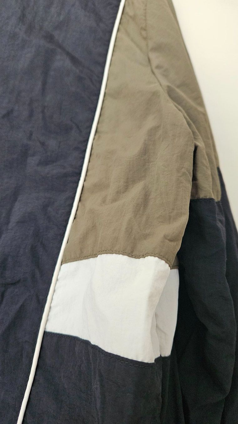 Ellesse Giacche: Ellesse Herrenjacke XL, neuwertig – Nuovo (secondo la descrizione) da Belp venduto da Ginus85 5