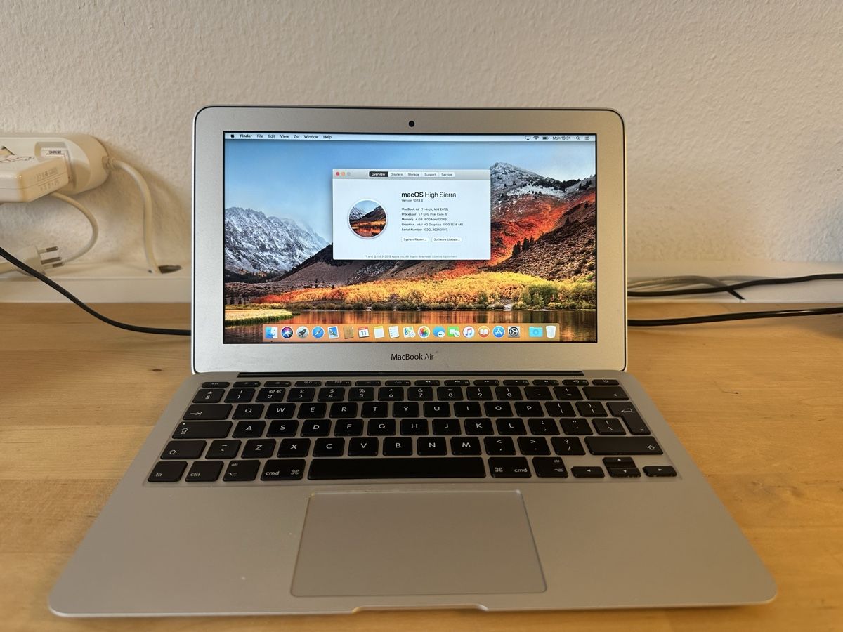 Apple Notebook: MacBook Air 11“ Mid 2012 – Usato da Luzern venduto da FrankGroebel