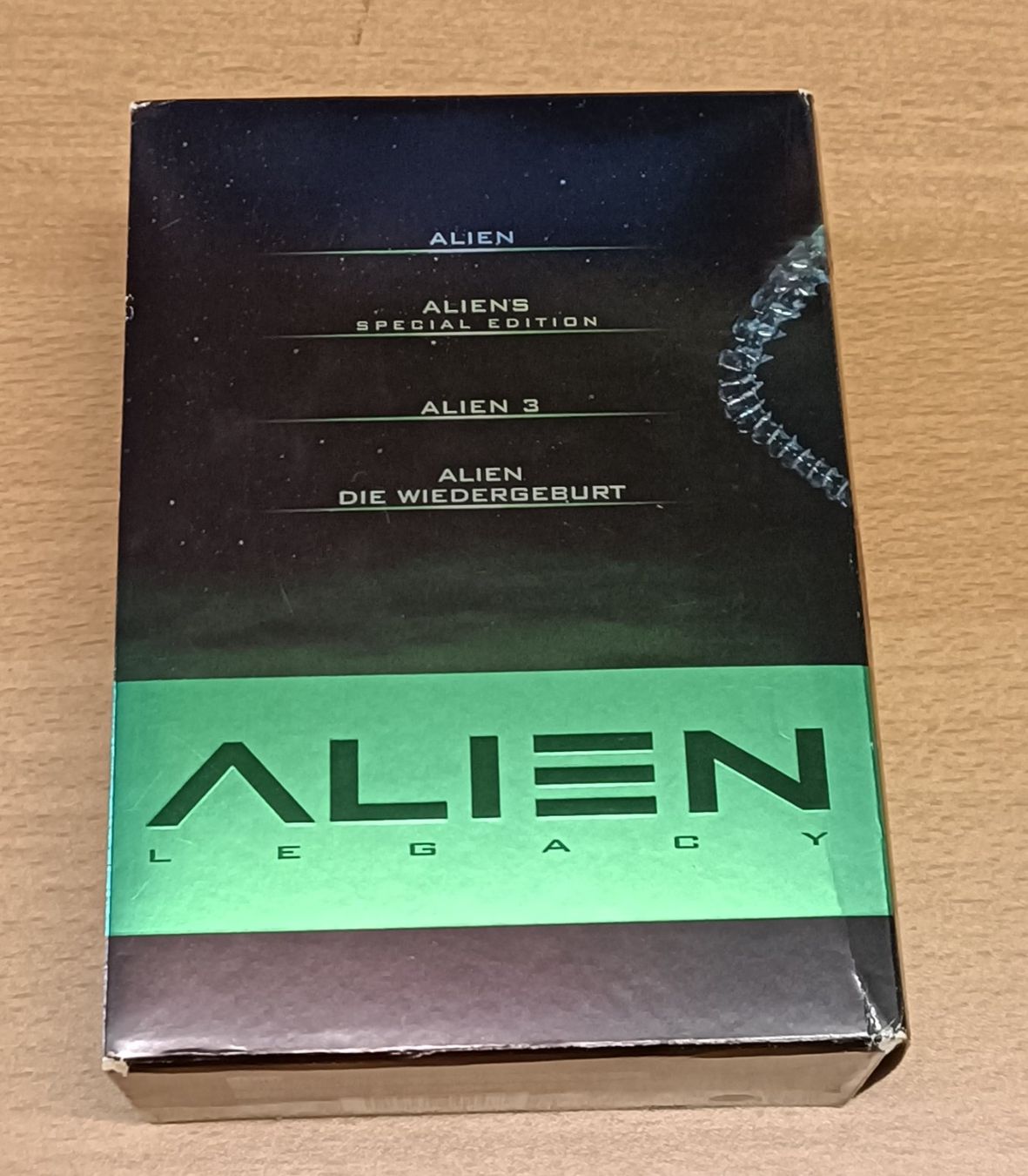 Alle DVDs: ALIEN Legacy Box - 20 Jahre Jubiläum – Gebraucht aus Köniz von Movieportal007 1