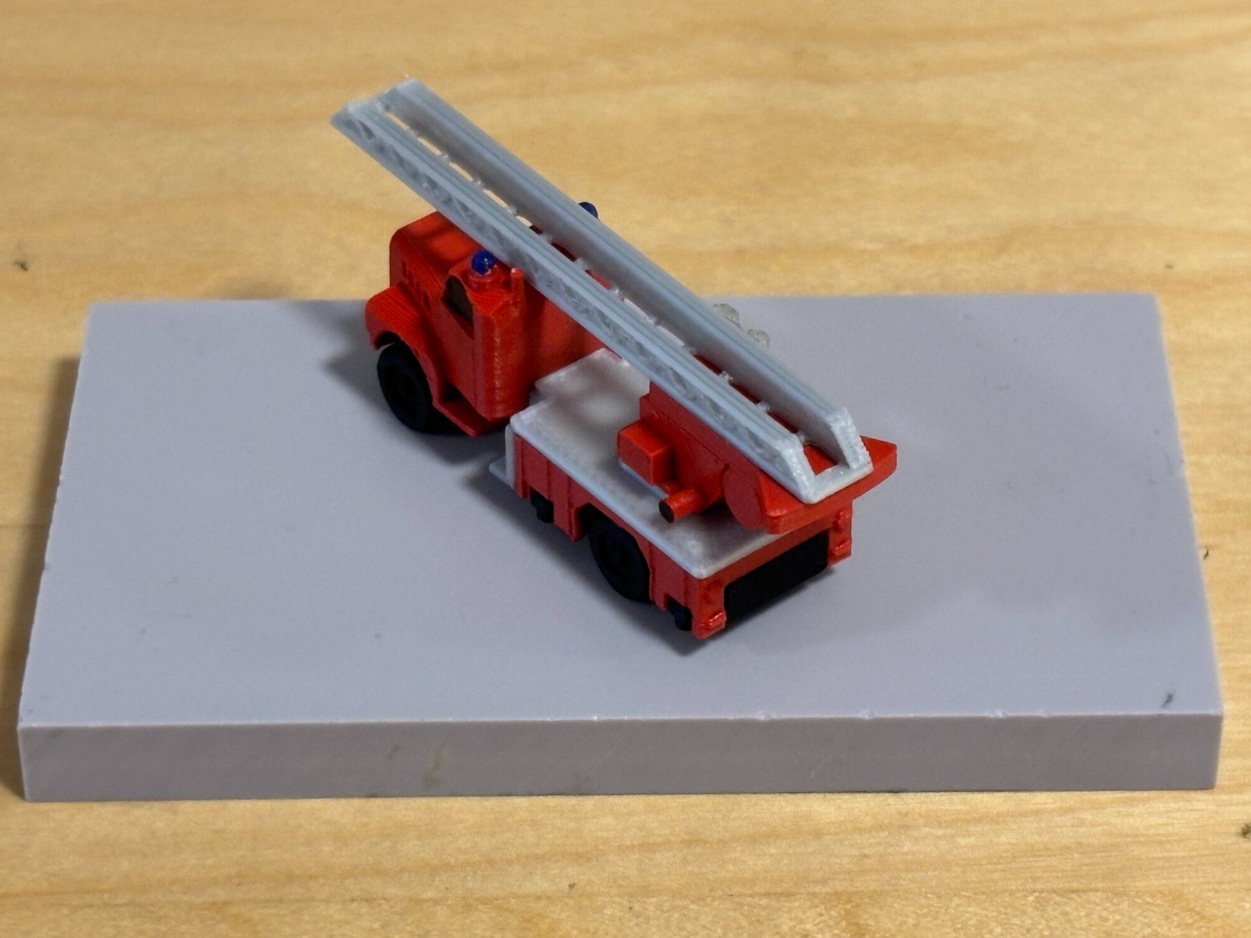 Modellini di ferrovie: Klassische Oldtimer Drehleiter 1:160 3D-Druck – Nuovo (secondo la descrizione) da Bülach venduto da h0slotch 2