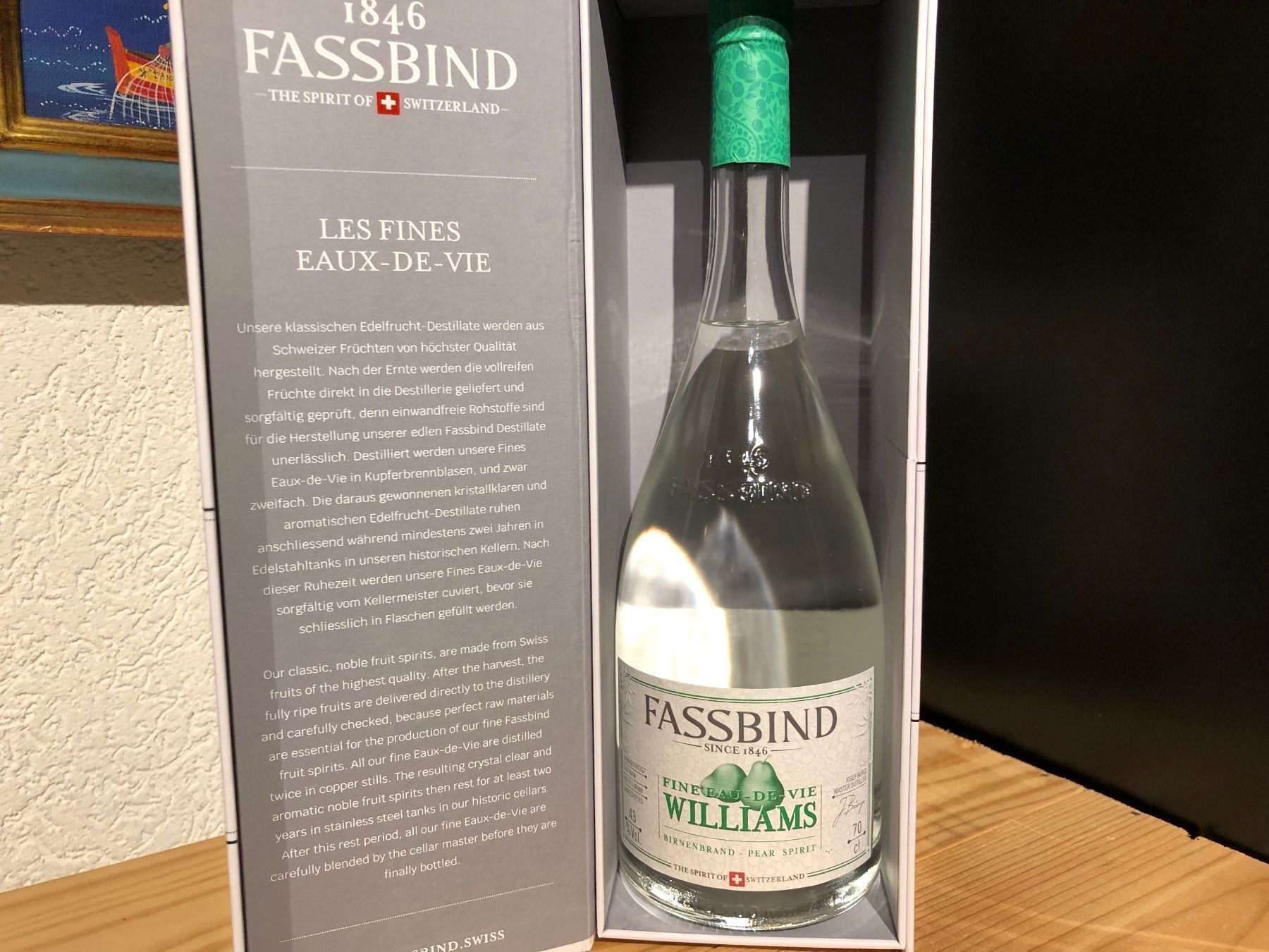 Williams Spirituosen: Fine Eau de Vie Williams Fassbind 43% – Neu und originalverpackt aus Wöschnau von Vinsale