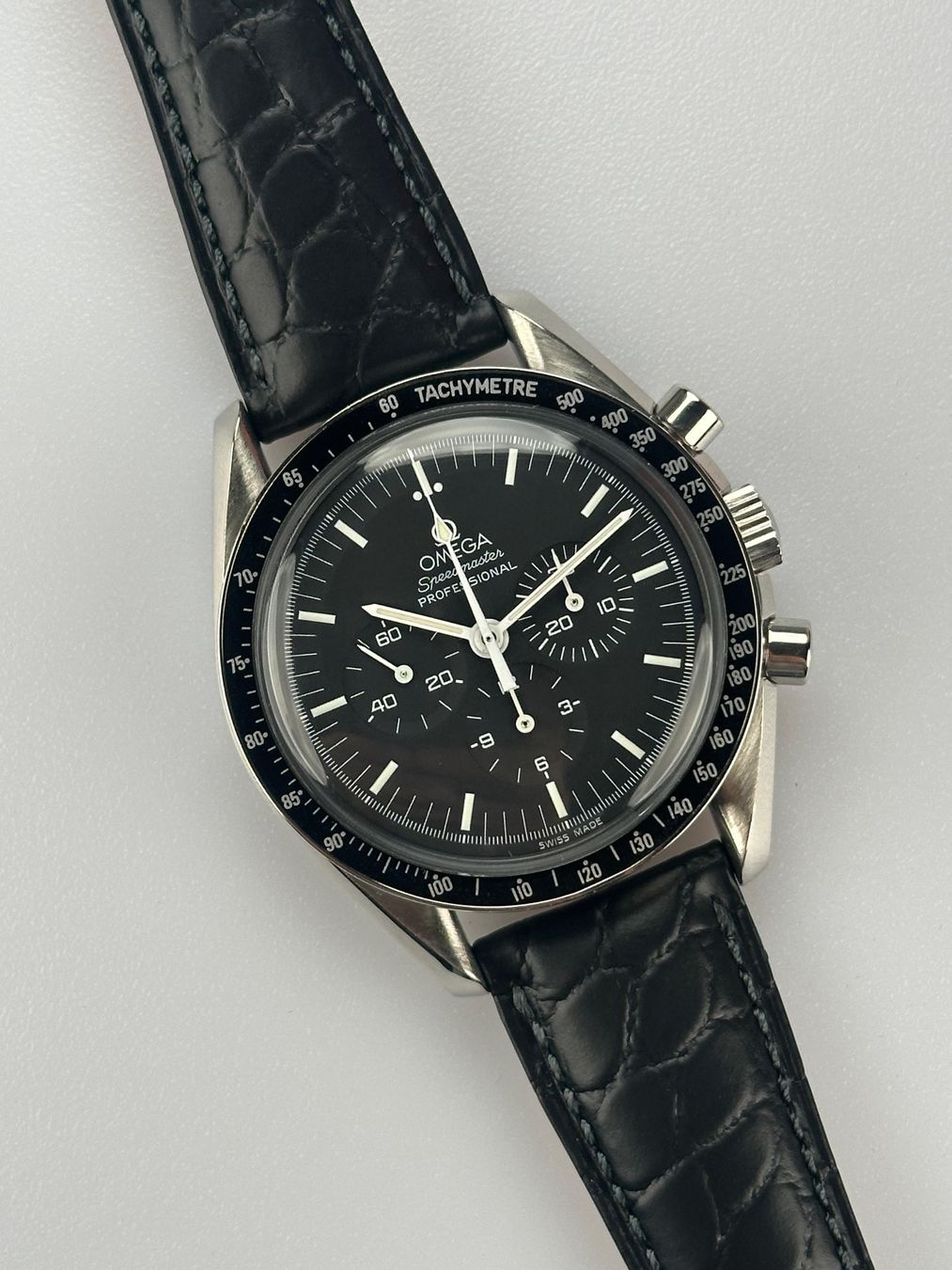 Omega Orologi: Omega Speedmaster Professional Ref. 3592.50 mit Servicebox – Usato da St. Gallen venduto da TrokulWatches 1