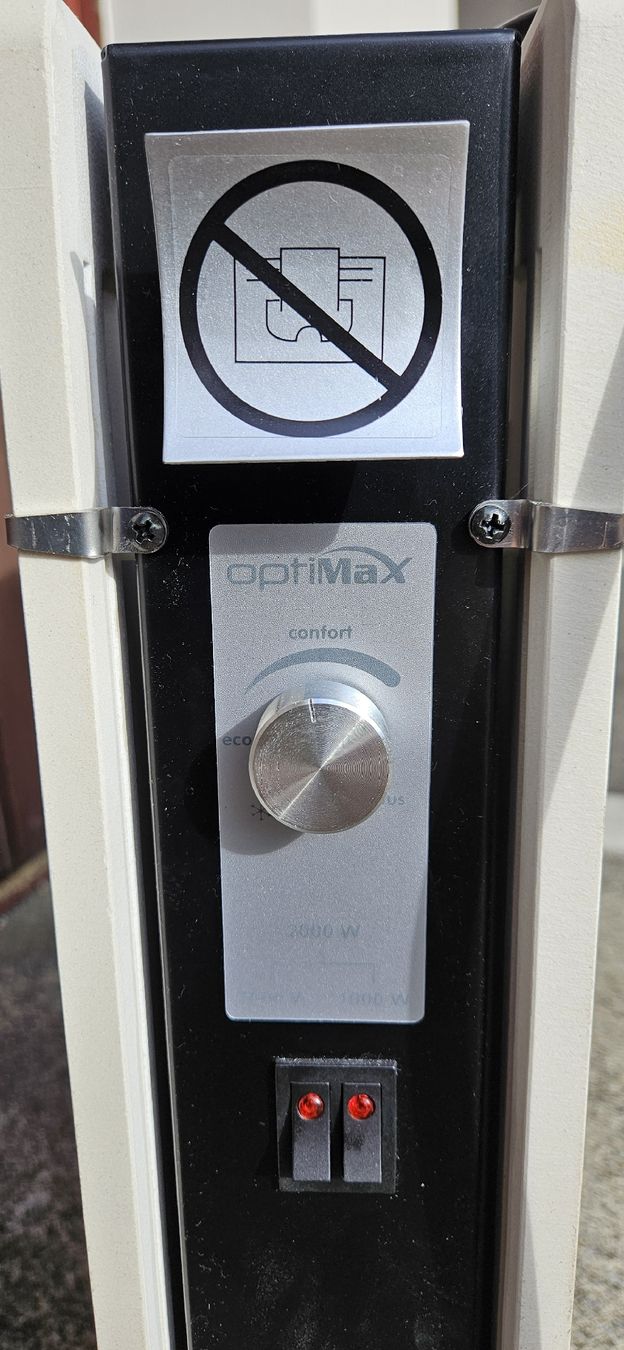Ecofort Radiatori: Heizgerät Optimax 2000W weiss – Usato da Rothrist venduto da wepper2000 1