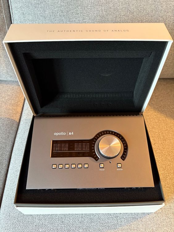 Universal Audio Apollo x4 Thunderbolt Audio Interface (Neu (gemäss ...