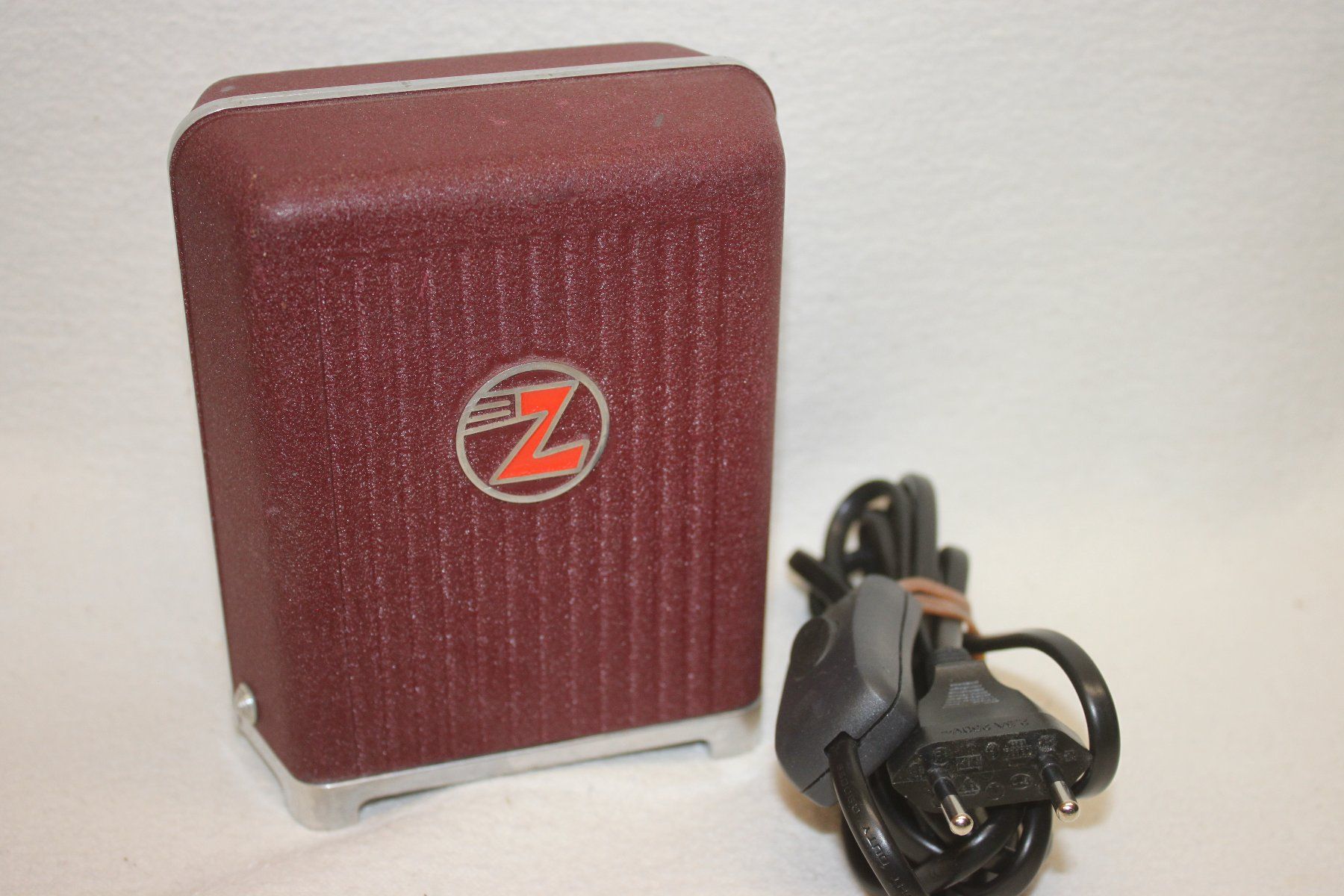 Home Cinema: Zett 150 Dia Projektor – Usato da Thun venduto da Fbchm 2