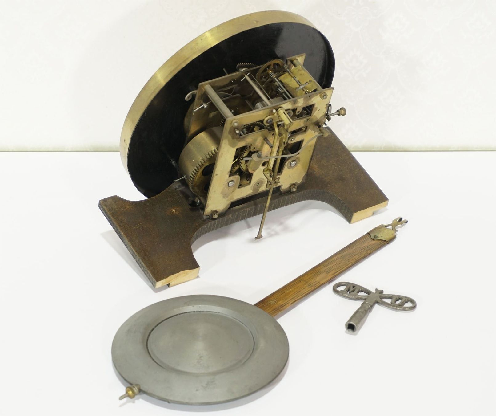 Orologi da terra & Orologi da parete: defekter Jugendstil Regulator – Difettoso da Meggen venduto da Brockitare 5