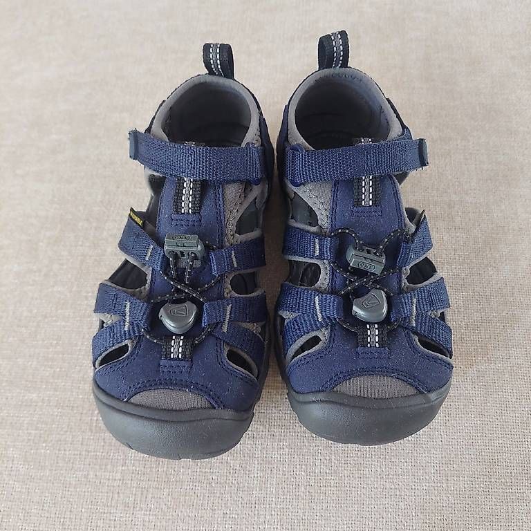Keen Herrenschuhe: Keen Kindersandalen, neu – Neu und originalverpackt aus Winterthur von Madamme-Rex