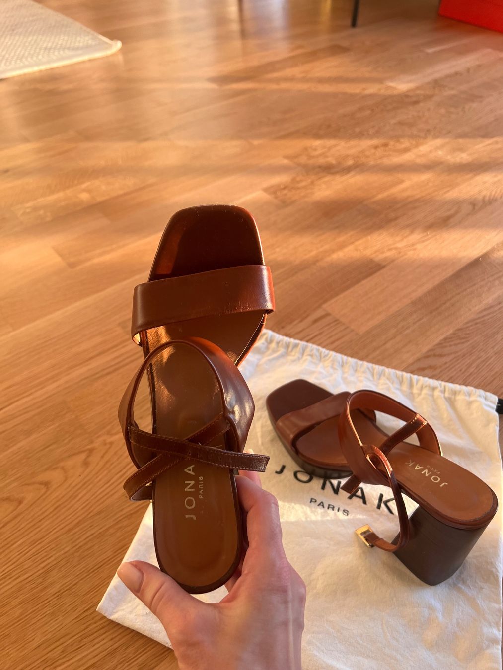 Jonak Damenschuhe: Jonak Paris Sandalen, aus Leder, Gr. 38 – Gebraucht aus Zürich von Dolce_90 1