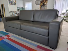 Top Zustand: hochwertiges 2er-Sofa Echtleder mit Ottoman