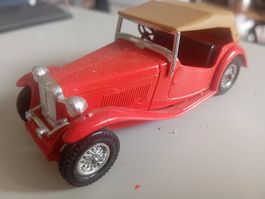 Matchbox Yesteryear MG TC 1945 rot guter Zustand