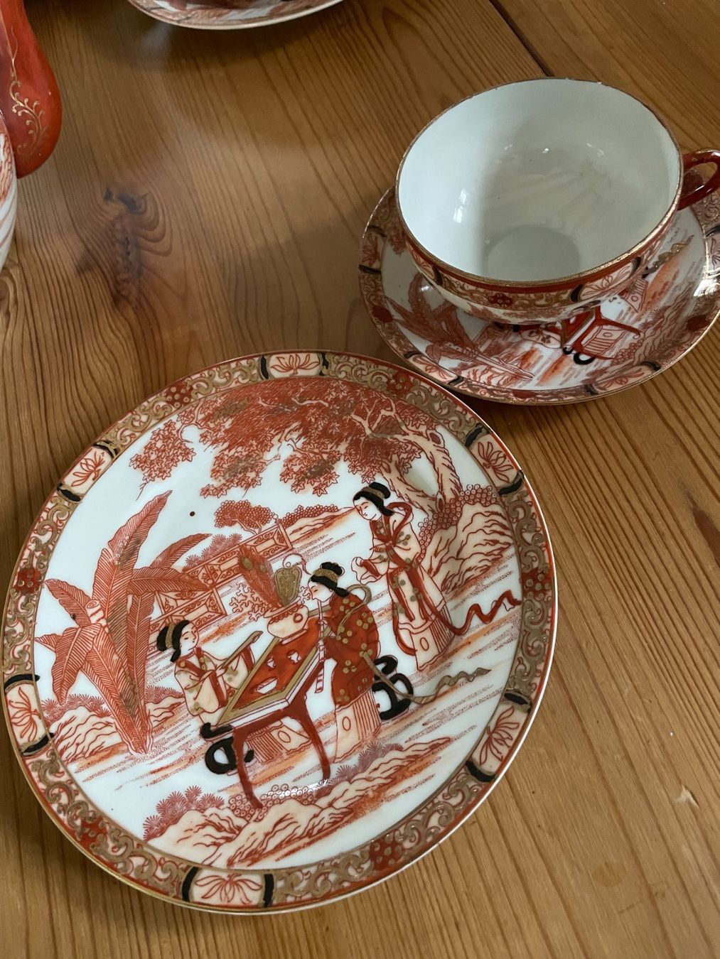 Set di piatti: Schönes Tee Service – Usato da Glarus venduto da adiweb007 3
