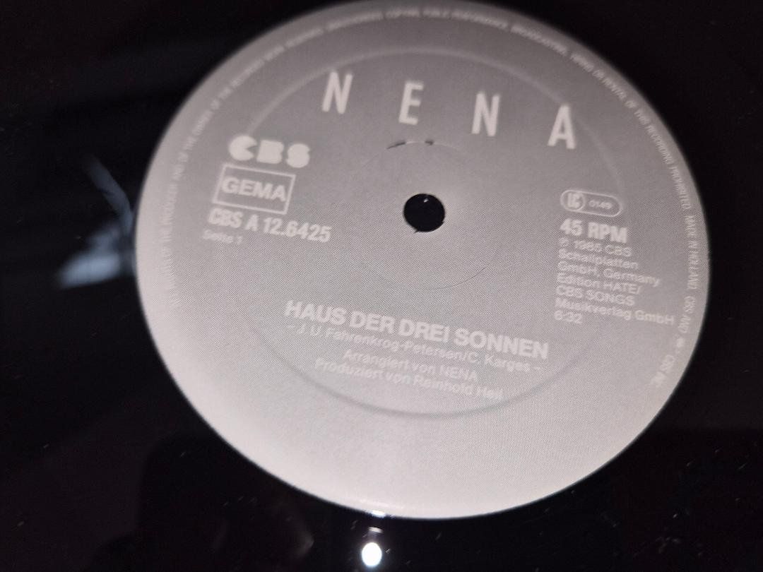 Dischi in vinile: 4 x  LP / Album Nena "Nena" – Usato da Dielsdorf venduto da Haesi0 5