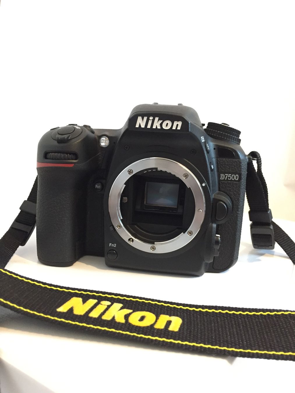 Nikon Kamera: Nikon D7500 Set – Gebraucht aus Vairano von giu_p882