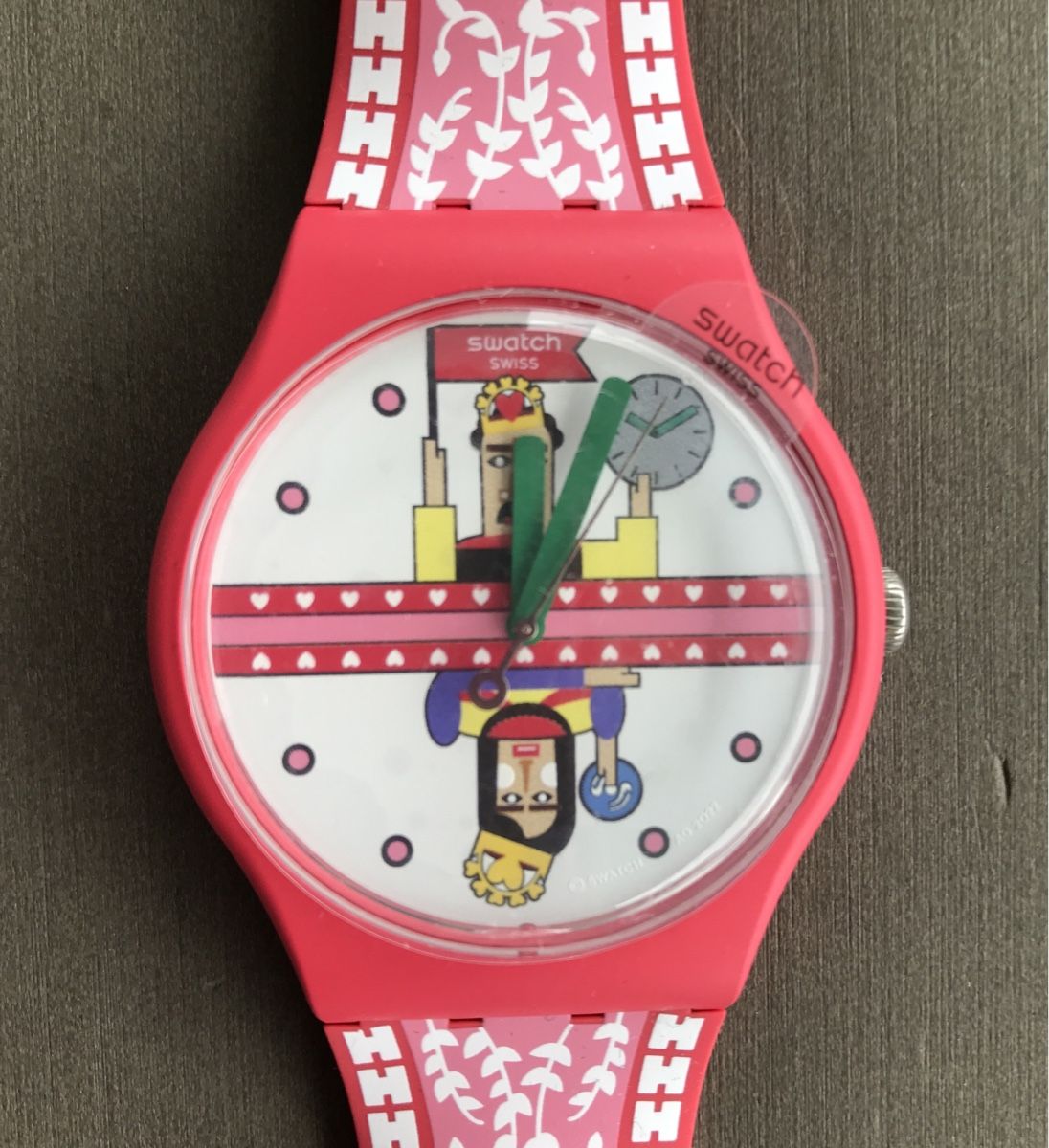 Swatch Uhren: Swatch Aktionärsuhr 2022, rot – Neu und originalverpackt aus Ebnat-Kappel von Molton