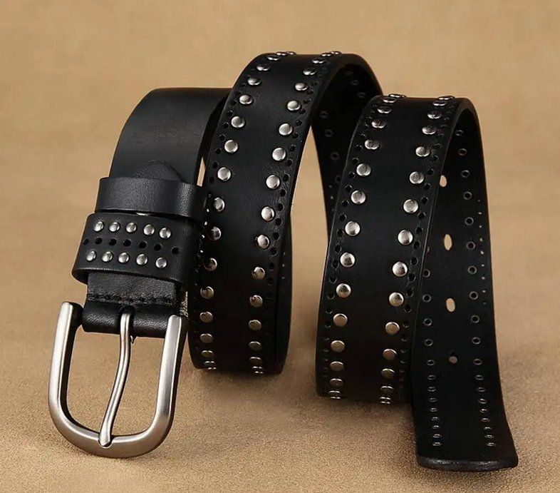 Cinture: Schwarz PU Ledergürtel mit Nietenau – Nuovo e nell'imballaggio originale da Lausanne venduto da FASHION-WORLD-SHOP 1