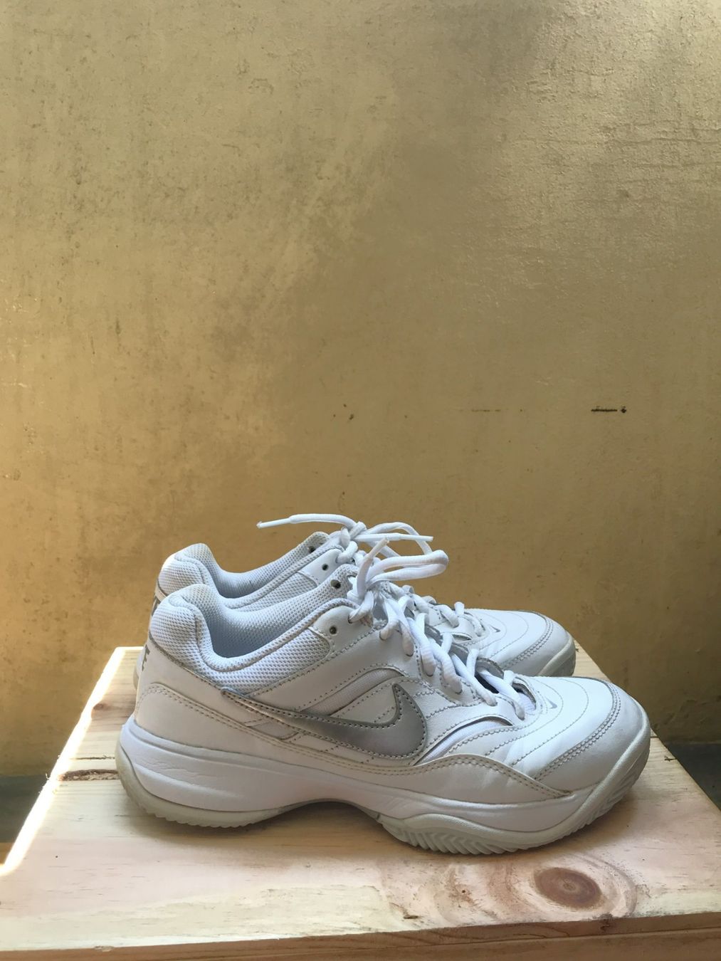 Nike Scarpe da donna: Sportschuhe Nike Courte Lite – Usato da Basel venduto da dav_2jmd 3