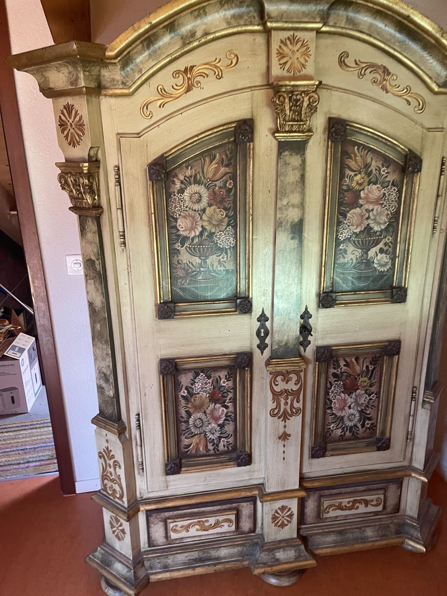 Schränke: Antiker Schrank – Gebraucht aus Bern von fit_b6x7 1