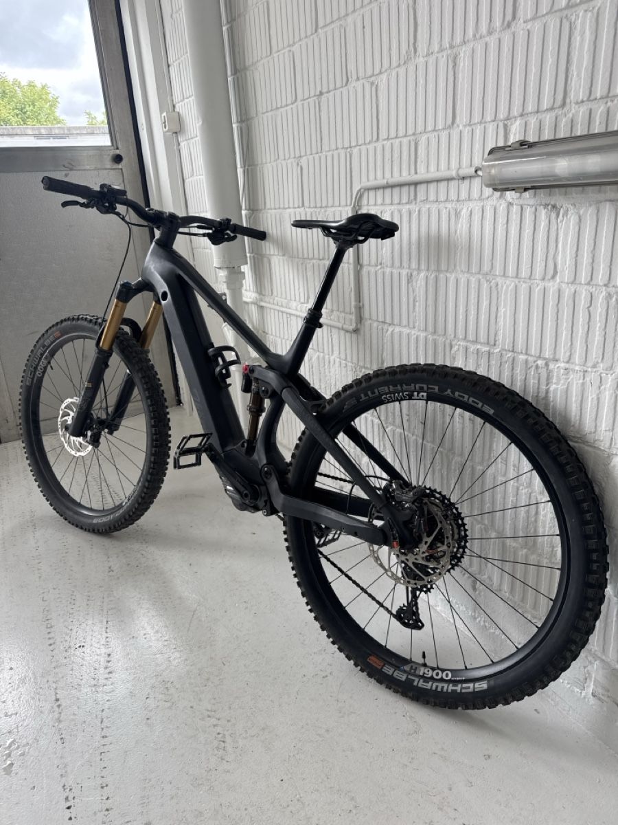 Thömus Biciclette: Thömus Ebike E2 Pro Lightrider Carbon 29“ – Usato da Bern venduto da oceancar 2