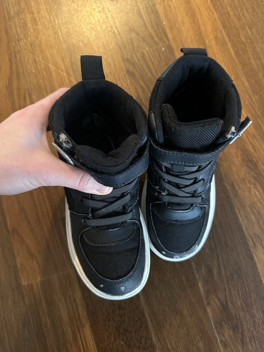 H&M Scarpe per ragazzi: Sneakers Wasserdicht Gr.28 – Usato da Dietikon venduto da mike.thorton 4