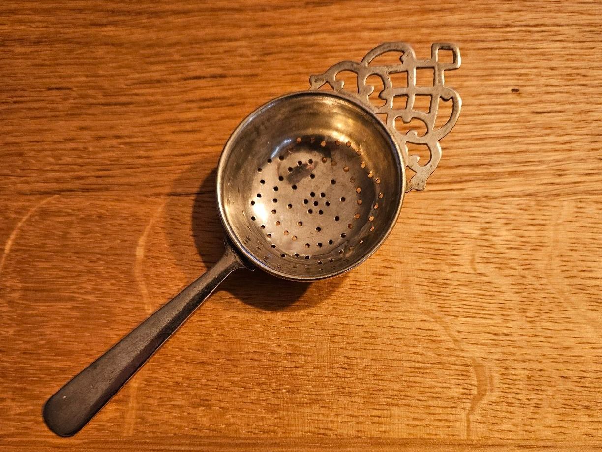 Elettrodomestici da cucina: Absinth oder Teesieb versilbert – Usato da Bern venduto da Respirit 1