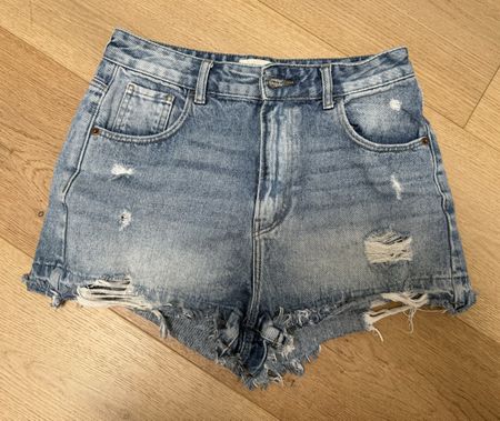Tally Weijl Denim Shorts, hellblau, Gr. 38 - Top Zustand!