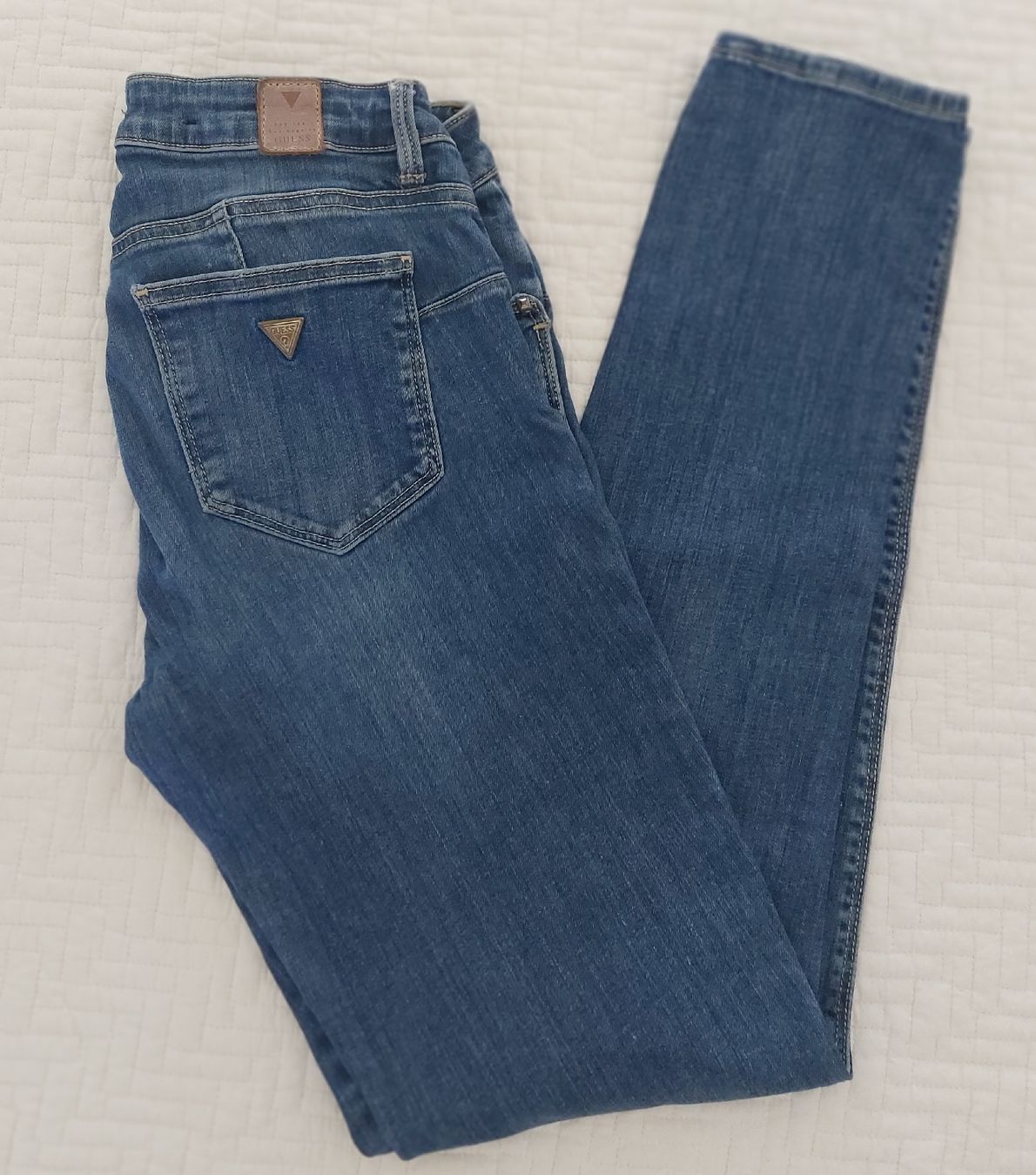 Guess Jeans: Guess Jeans  – Usato da Zürich venduto da Martinlaehner