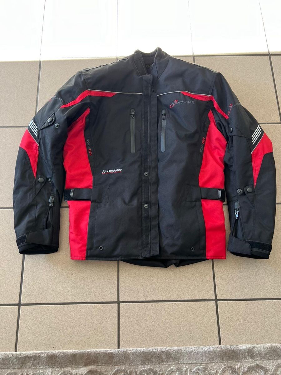 Lotti di vestiti: Motorradbekleidung XXL – Usato da Figino venduto da Ferrari58 2