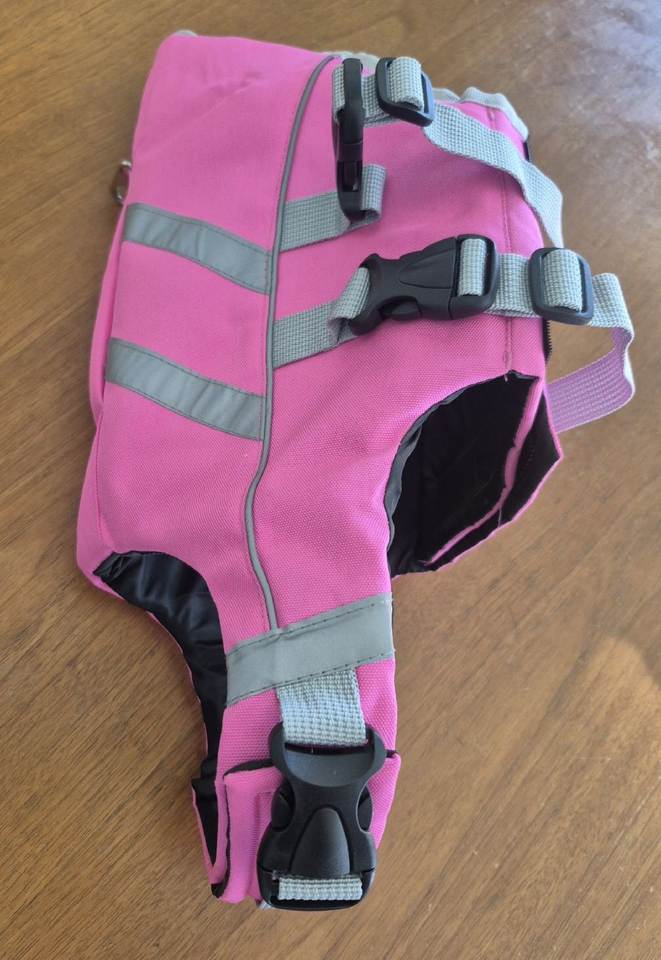 Giubbotti di salvataggio: Pinke Hunde Schwimmweste Neu – Nuovo e nell'imballaggio originale da Schmitten FR venduto da KaDa81