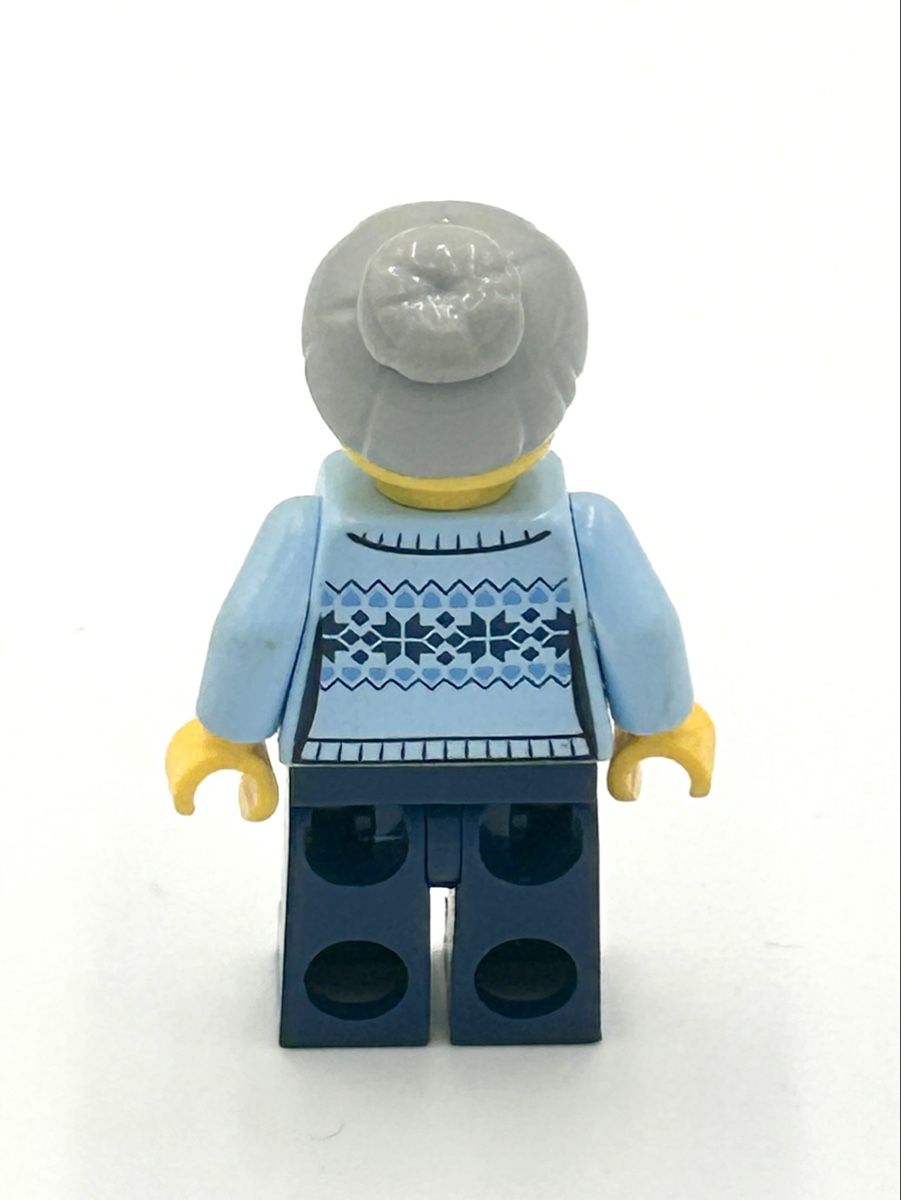 Lego Statuette: LEGO Holiday - Grossmutter hol106 neu – Nuovo e nell'imballaggio originale da Burgdorf venduto da Littlebricksplanet 1