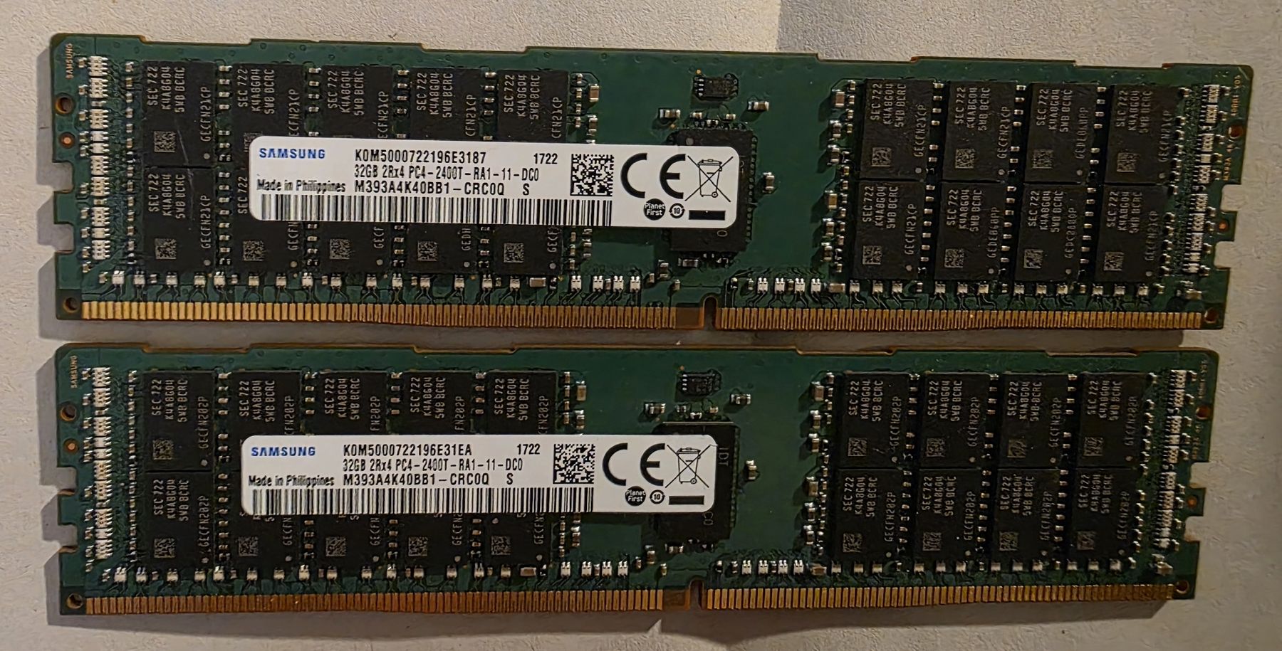Samsung Memoria / RAM: 2x Samsung 32GB DDR4 RAM 2400T ECC Speicher Module – Usato da Zürich venduto da EsraAFG