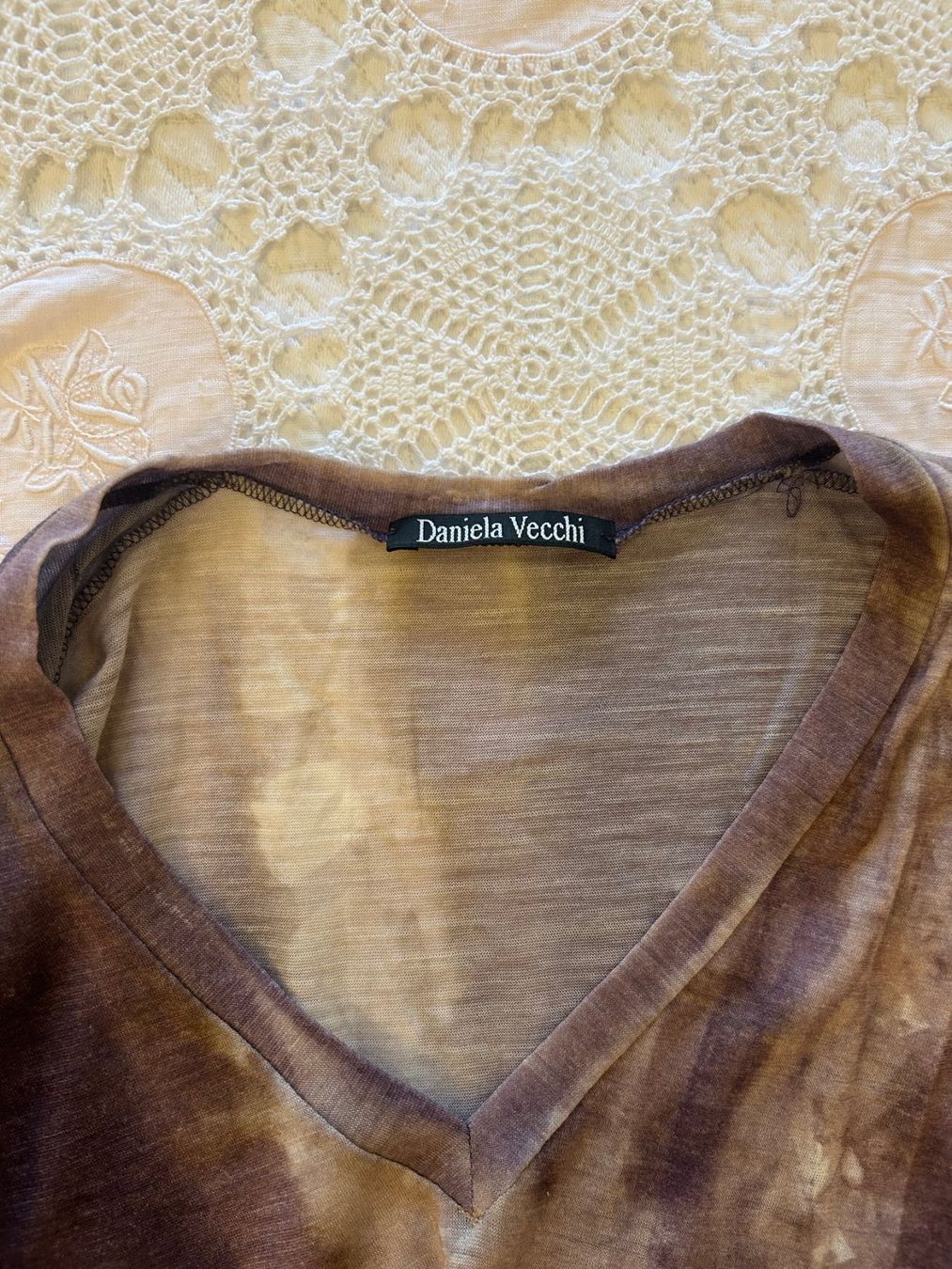 T-shirt: Maglietta Daniela Vecchi - taglia 44 – Usato da Lugano venduto da camillapersempre 2