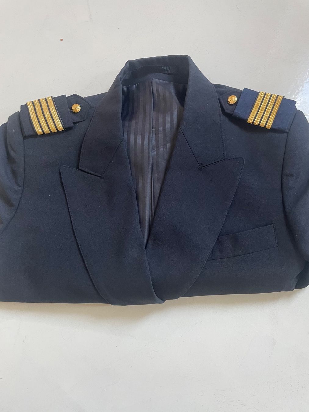 Uniformi: Uniform - Original Kapitänsjacke – Usato da Minusio venduto da Pink222