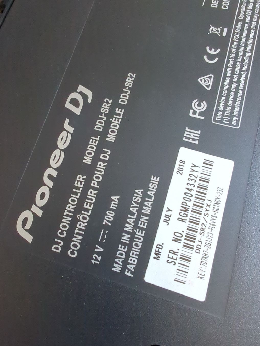 Pioneer Mischpulte: DJ Controller Pioneer DDJ-SR2 mit Tasche – Gebraucht aus Zürich von Afriday 4