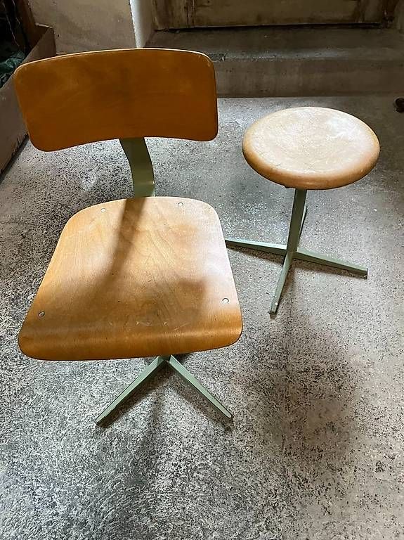 Embru Sedie: Original Bürostuhl und Hocker Embru – Usato da Winterthur venduto da biglittlebricklane 1