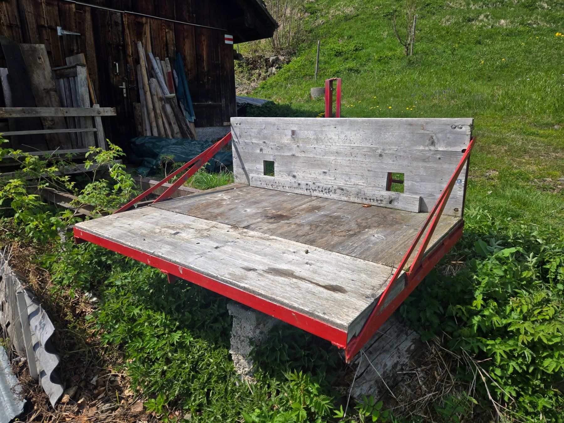 Accessoires tracteur, véhicule agricole: Kleine Traktor- Brücke, Heckschaufel – D'occasion à Gersau par Cooperworks