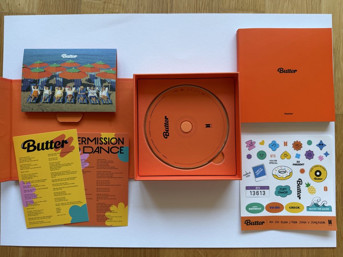 CD: BTS - Butter Peaches Version – Nuovo (secondo la descrizione) da Belp venduto da silverlight88